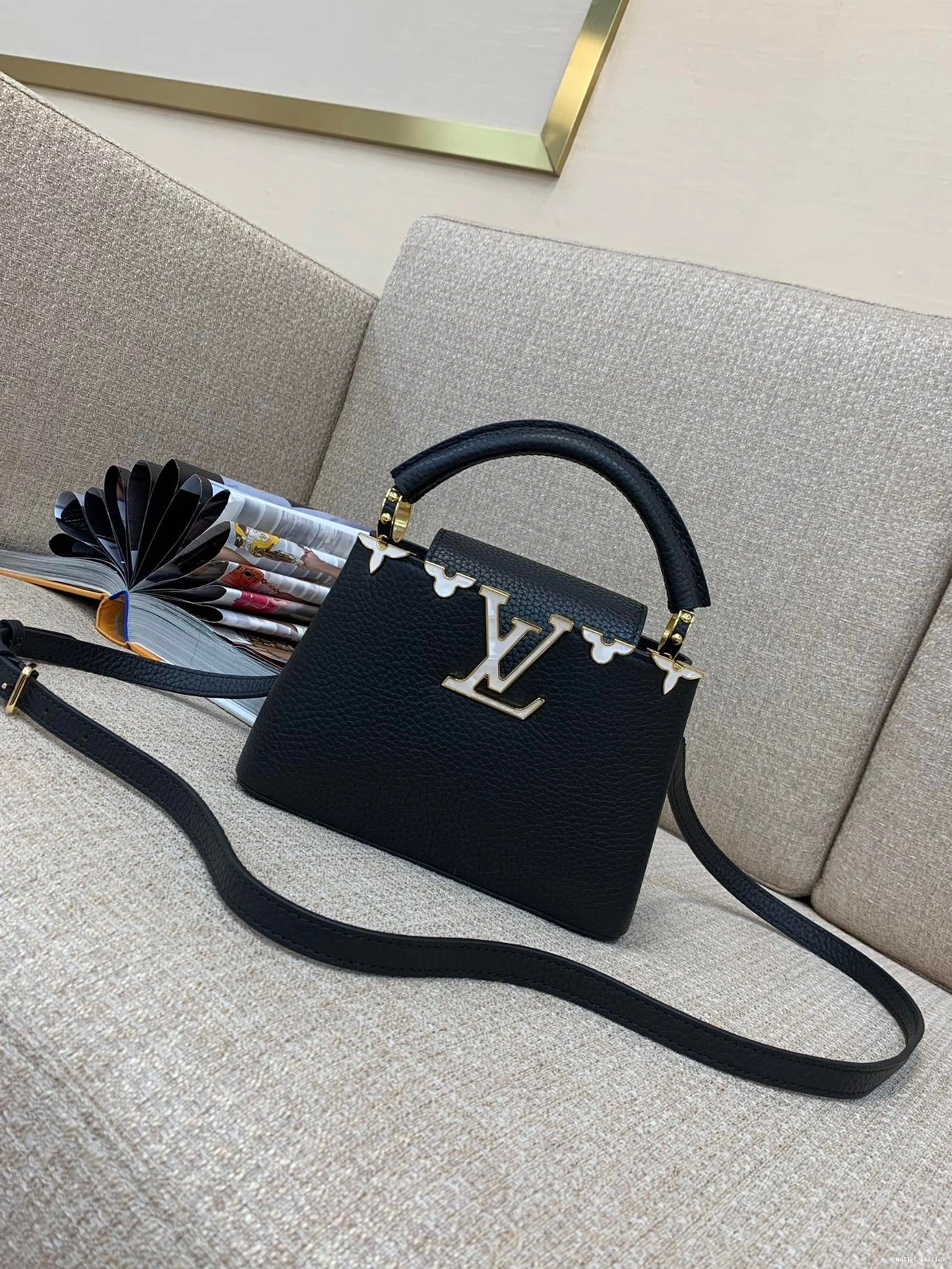 Cheap VUITTON CAPUCINES LOUIS MINI 0727